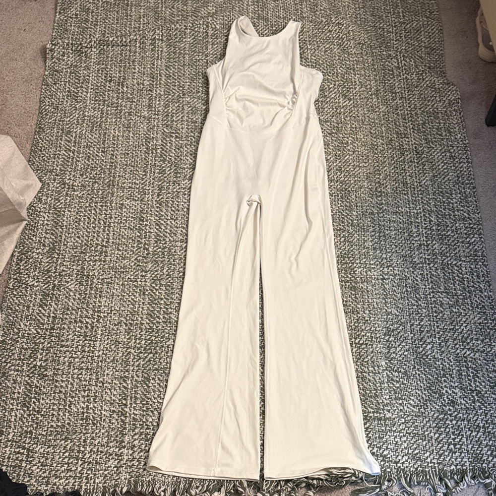 Elegant White Jumpsuit